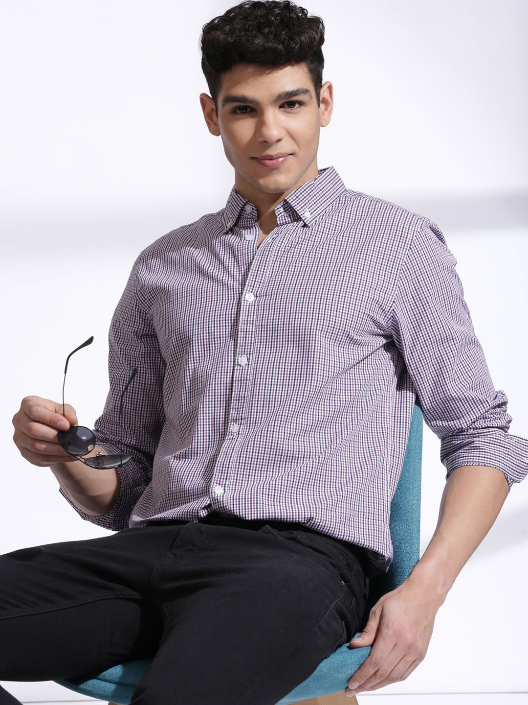 INVICTUS Men Standard Slim Fit Checked Casual Shirt