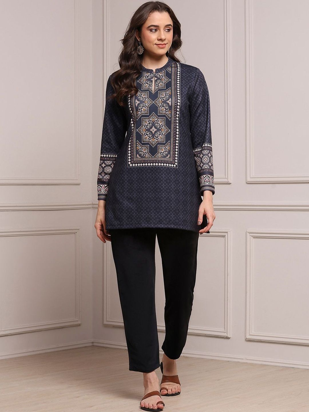 Biba Biba Women Ethnic Motifs Yoke Design Keyhole Neck Flared Sleeves Thread Work Kurta