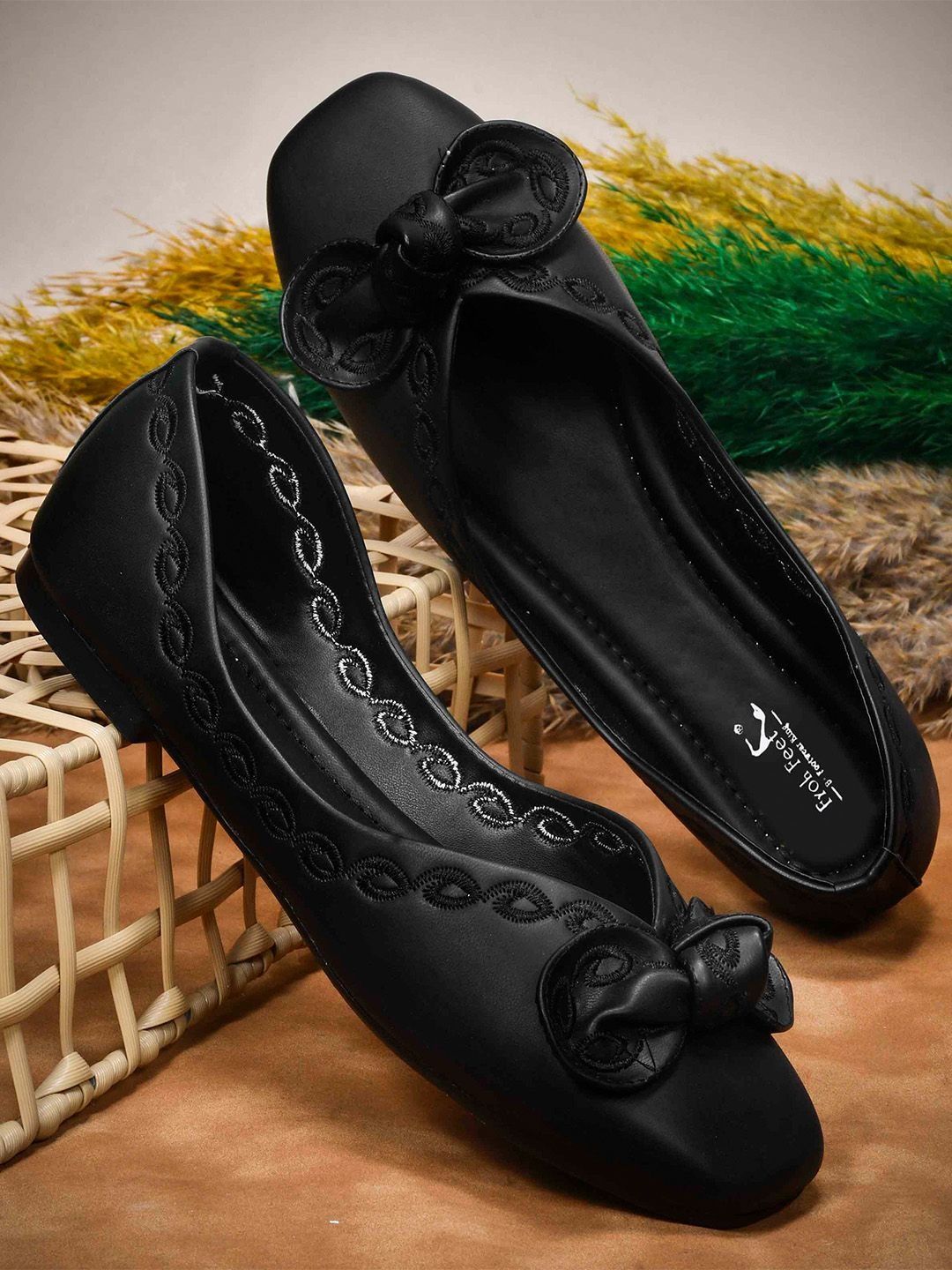 Froh Feet Froh Feet Women Round Toe Slip-On Ballerinas with Bow