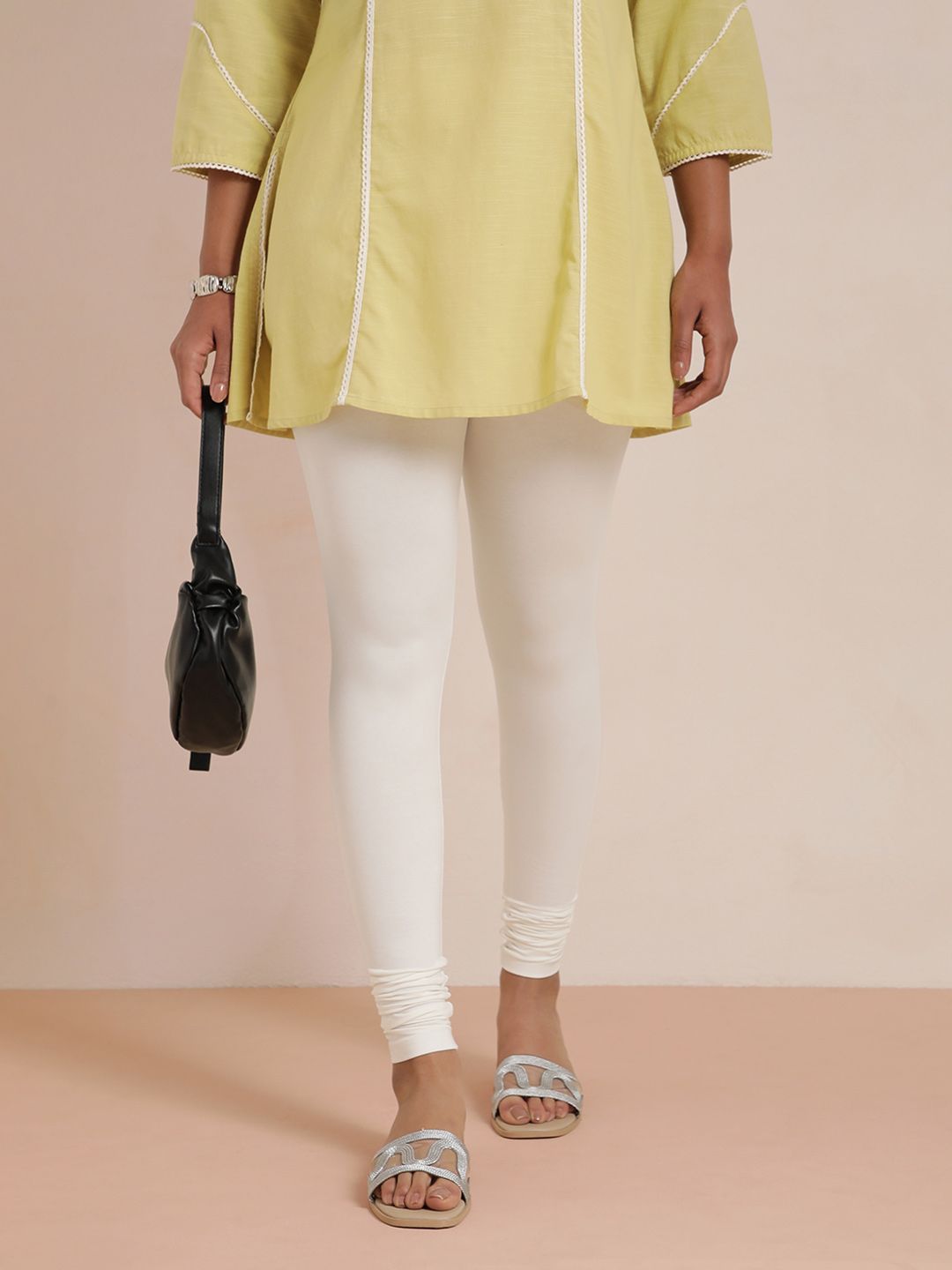 TWIN BIRDS Women Cream-Coloured Solid Churidar-Length Leggings