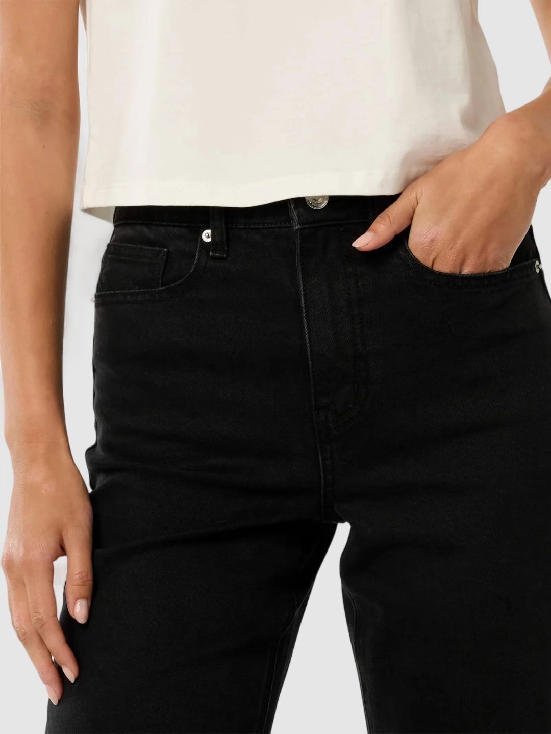 Regular Fit Mid-Rise Stretchable Jeans
