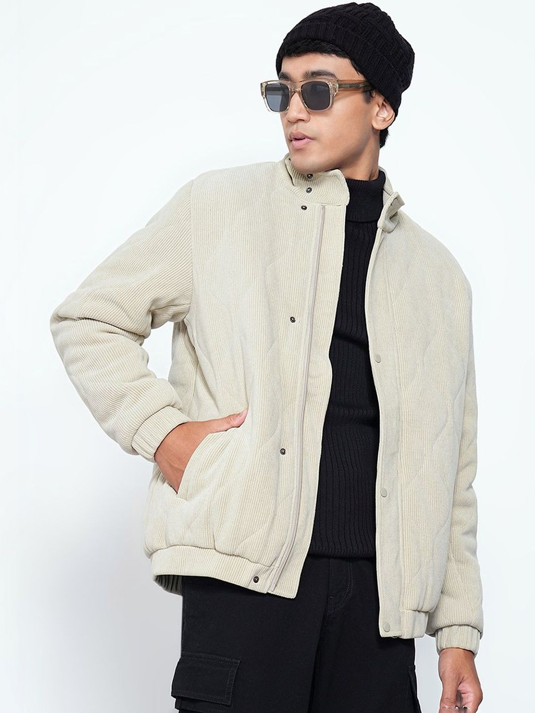 7 Alt by Pantaloons Men Colourblocked Lightweight Padded Jacket
