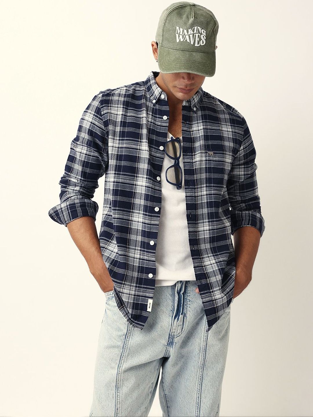 THE BEAR HOUSE Men Slim Fit Checked Casual Shirt