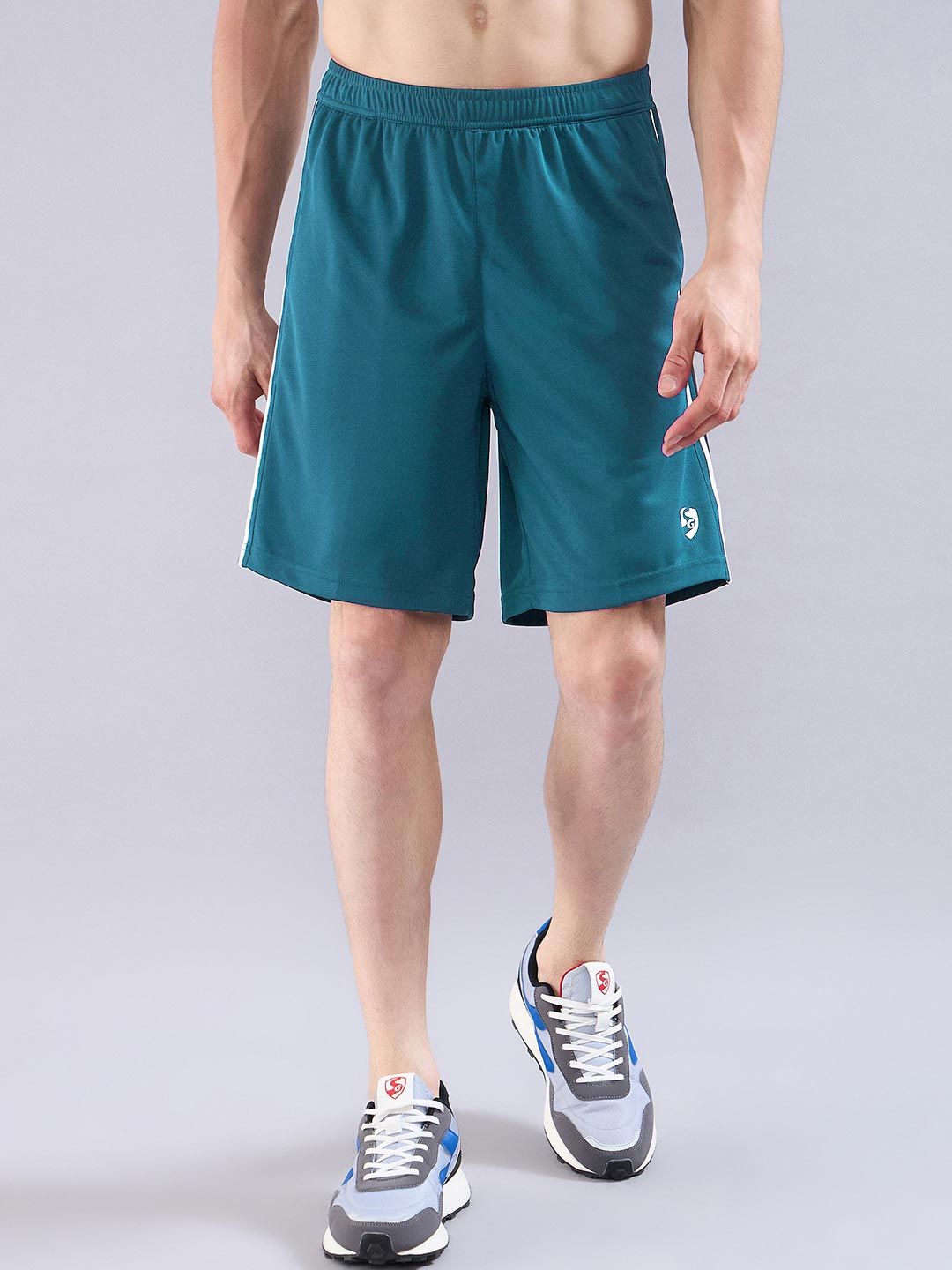 SG Men Mid-Rise Loose Fit Sports Shorts