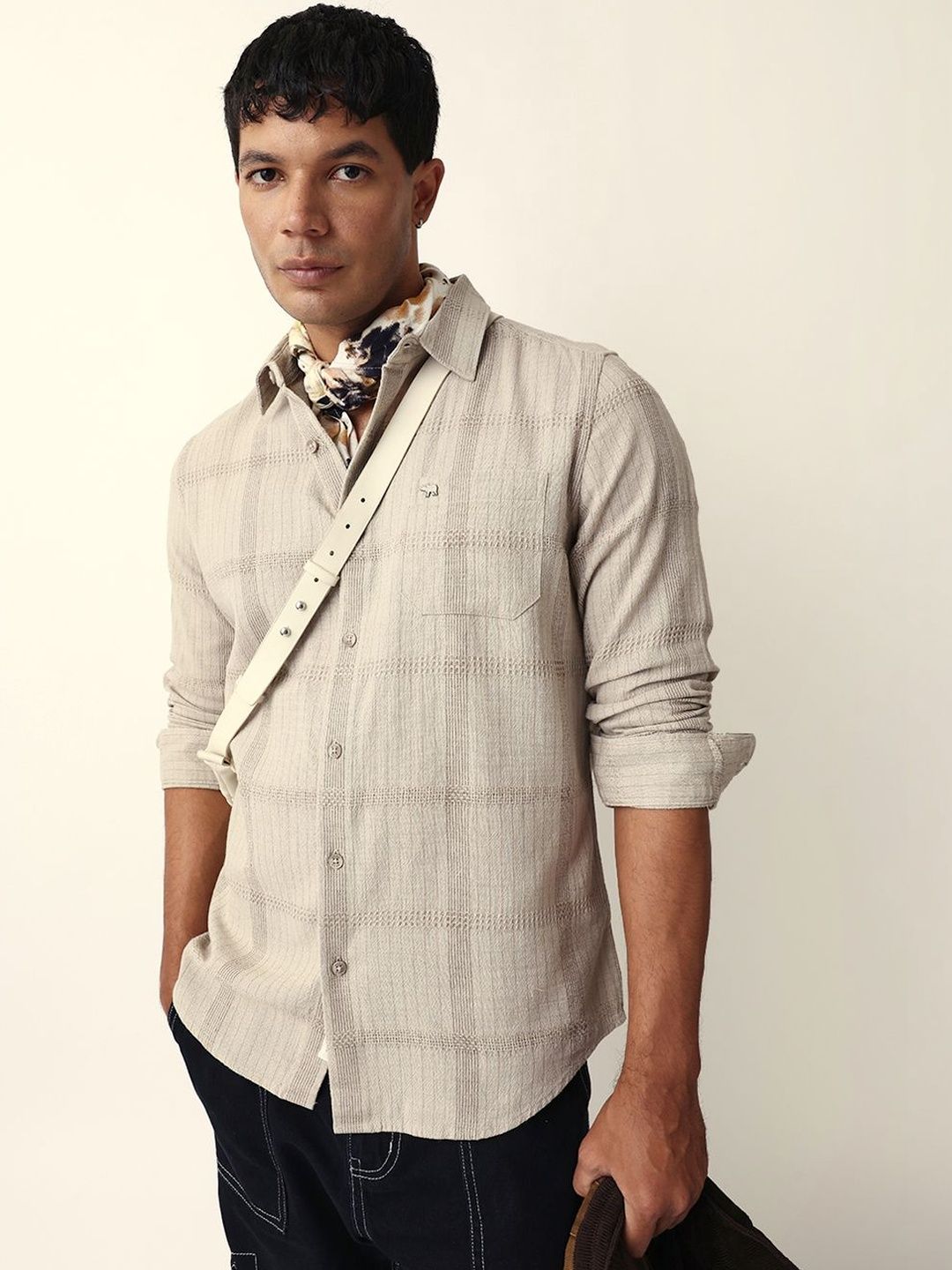 THE BEAR HOUSE Men Slim Fit Checked Casual Shirt