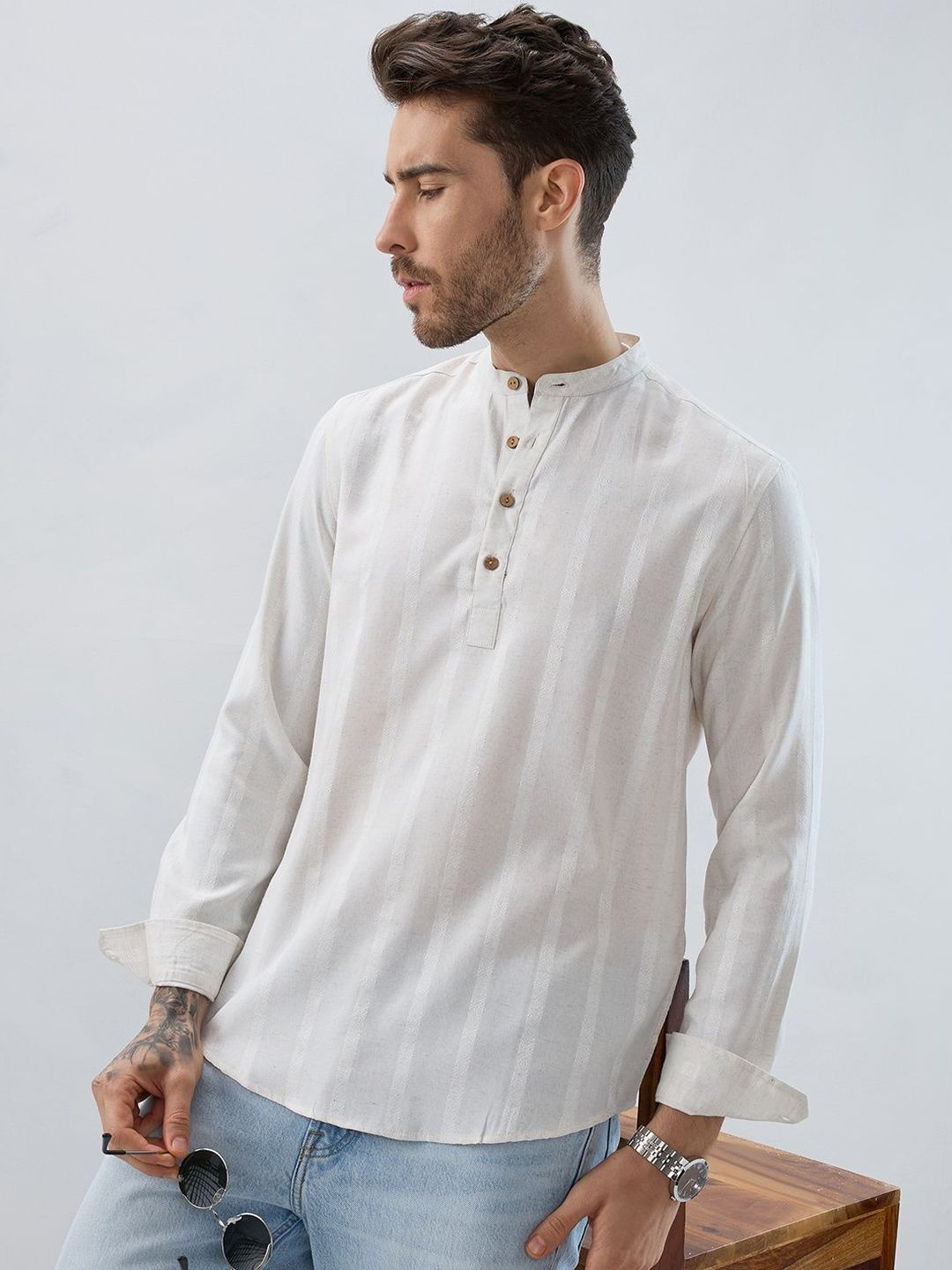 VASTRADO Thread Work Refined Striped Cotton Straight Above Knee Kurta
