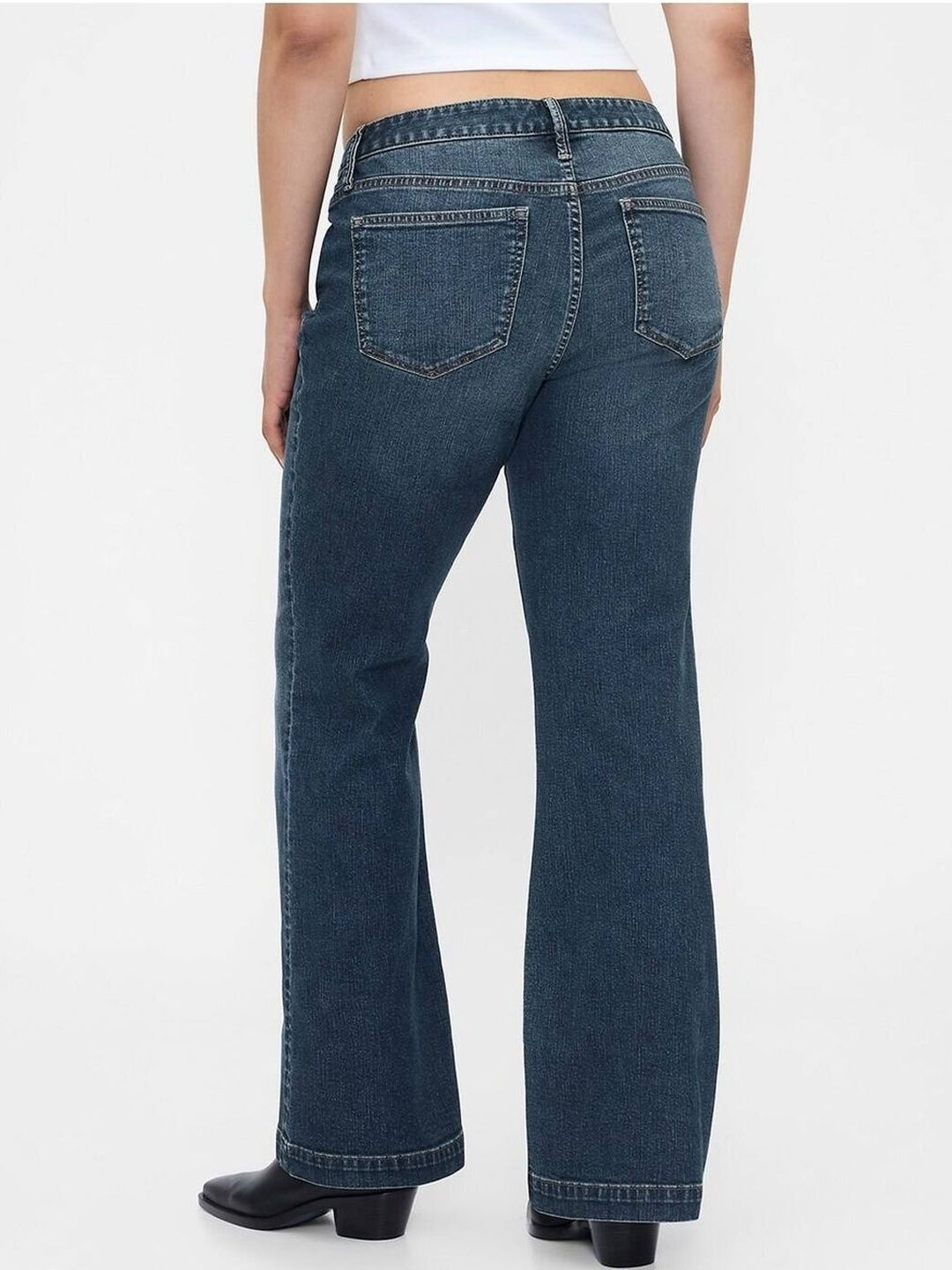 Relaxed Fit Light Fade Mid-Rise Boot-Cut Jeans