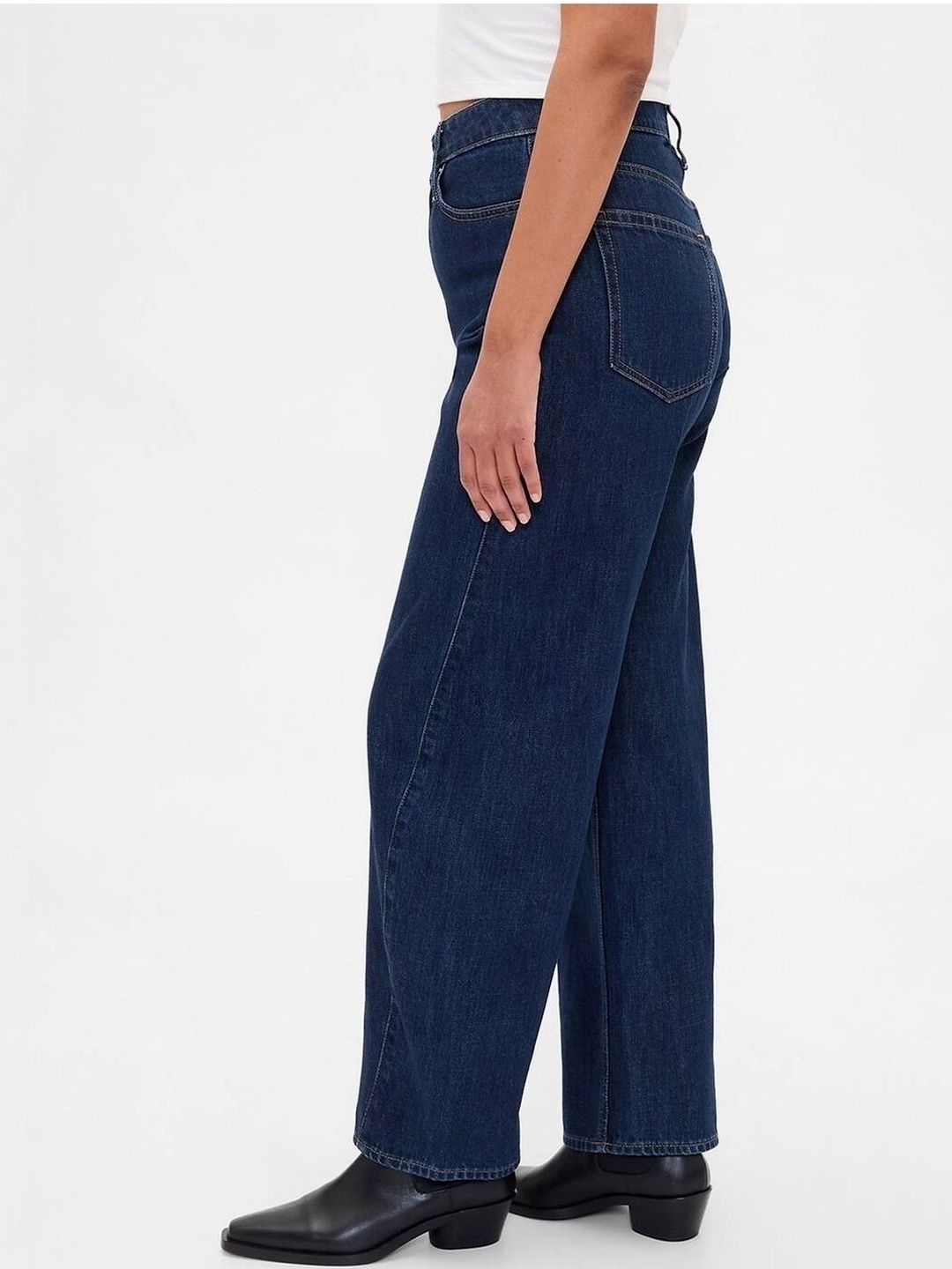 High-Rise No Fade Relaxed Fit Jeans