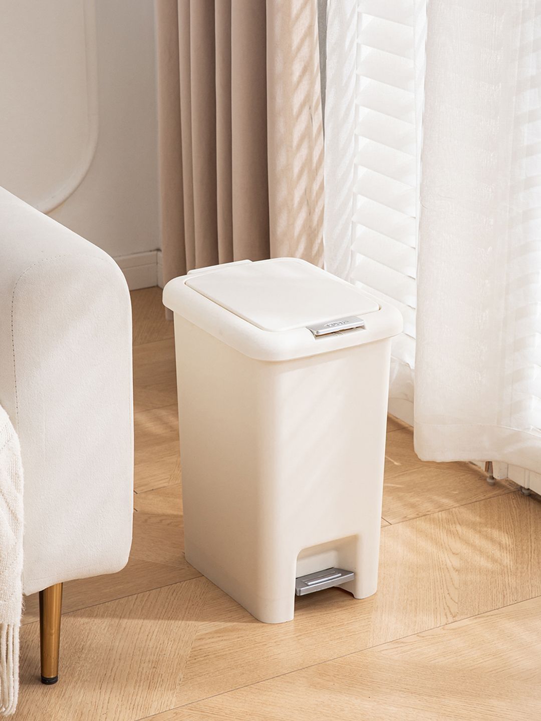 HOKIPO 10 Litres Hand Press & Step-On Push Dustbin with Lid