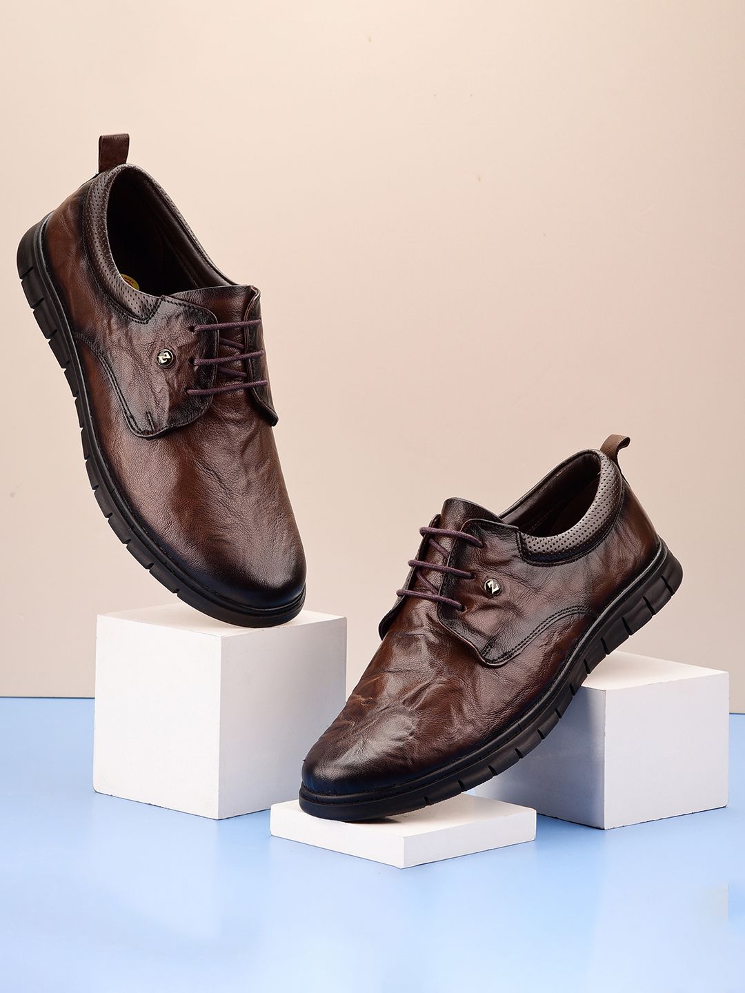 Zoom Shoes Men Textured Genuine Leather Lace-Up Formal Shoes