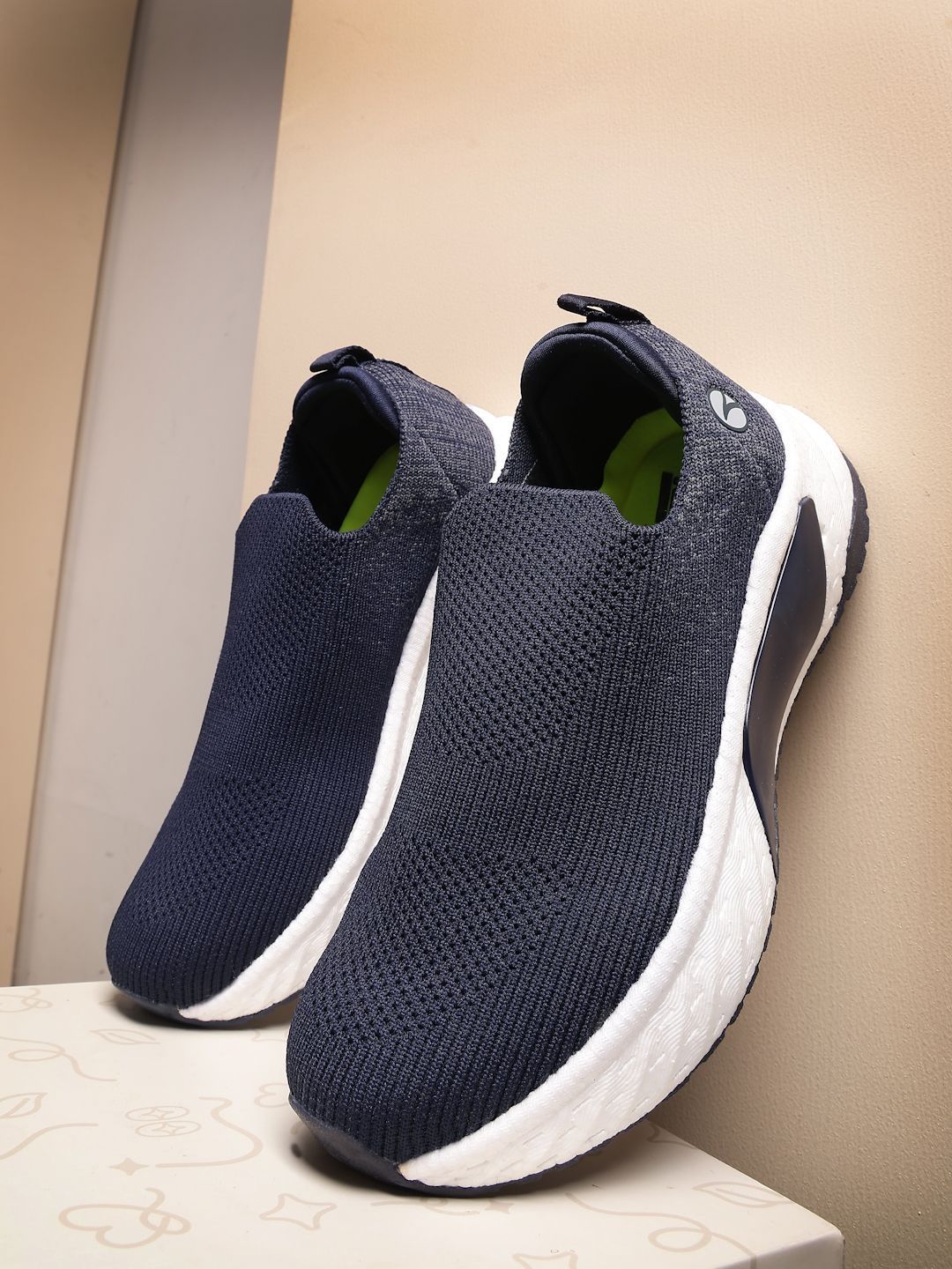 Action Men Mesh Running Shoes