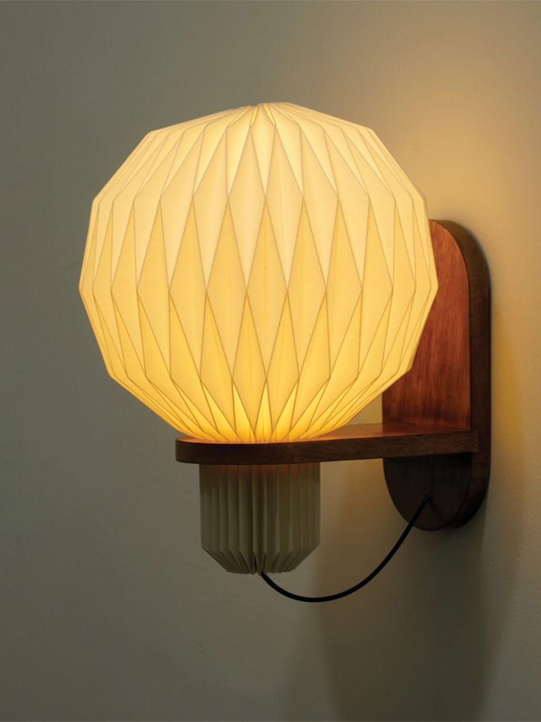 FIG Aura Pleat Sconce Wall Lamp