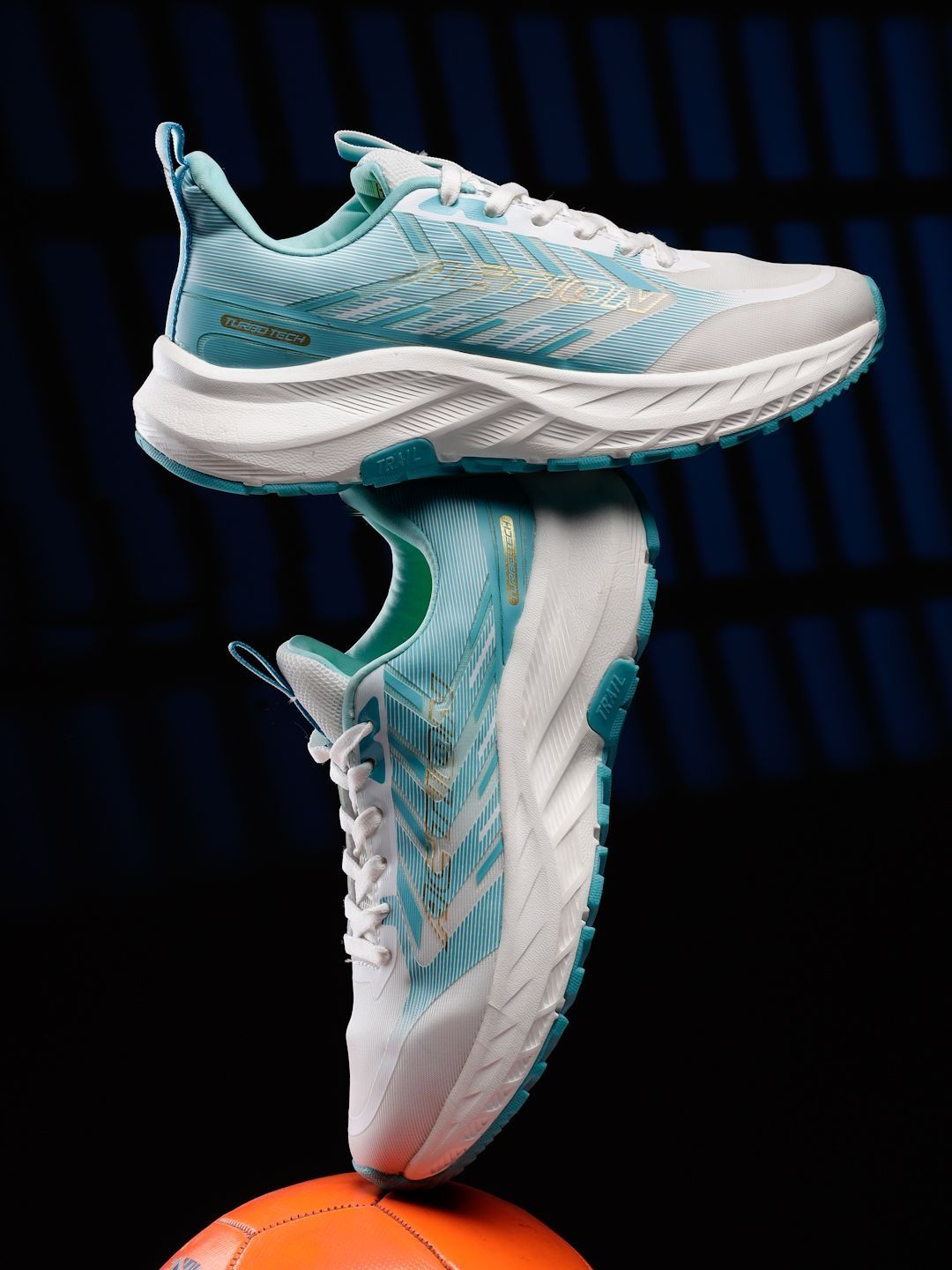 Action Men Mesh Running Shoes