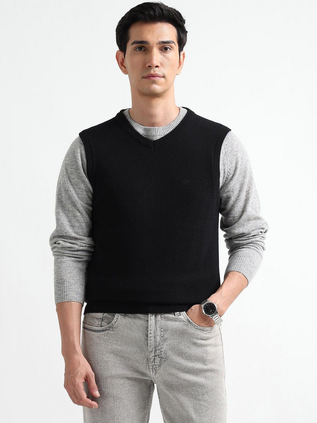 Arrow Sport Men Sweater Vest