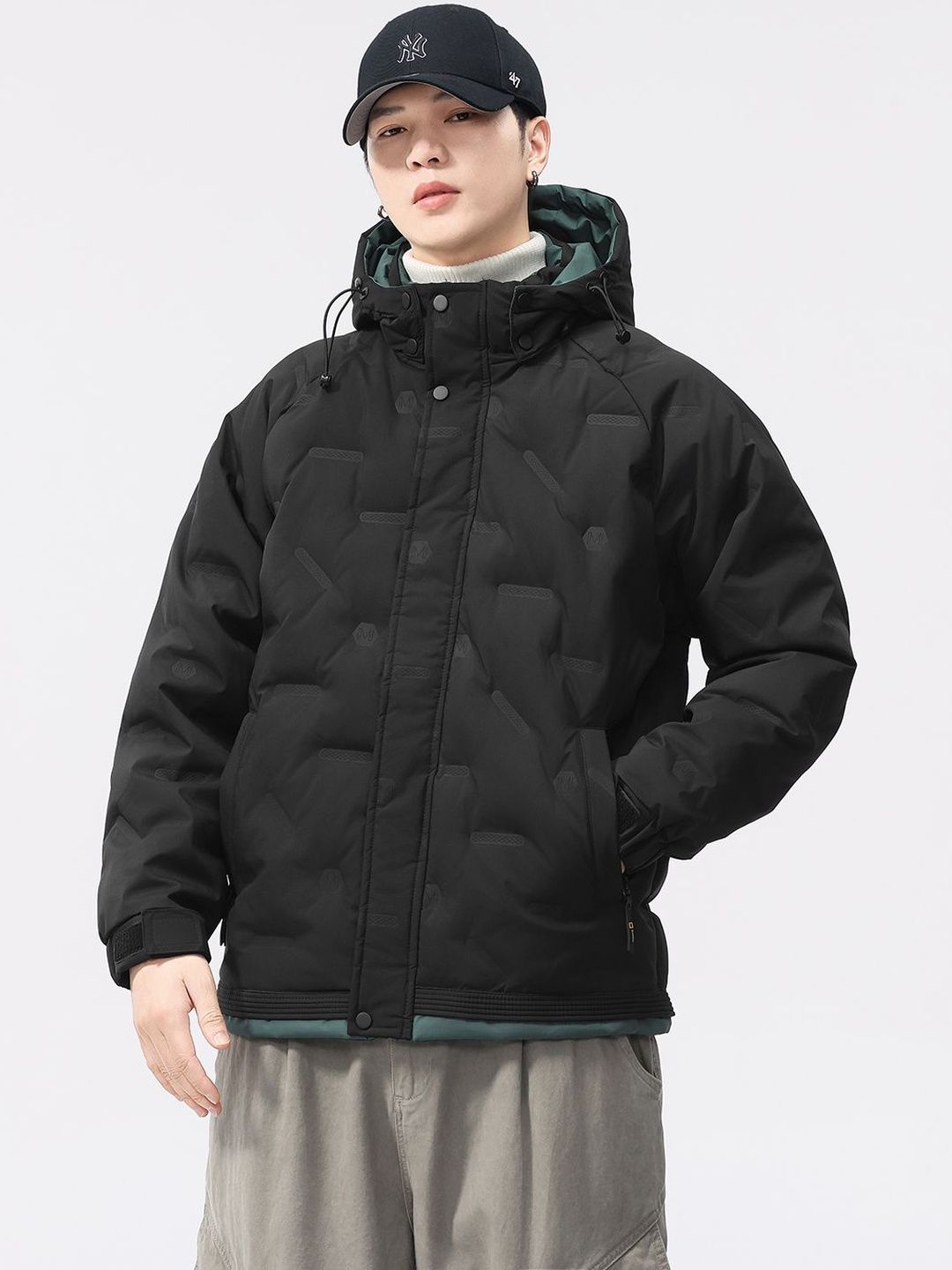 Mast & Harbour Men Lightweight Puffer Jacket