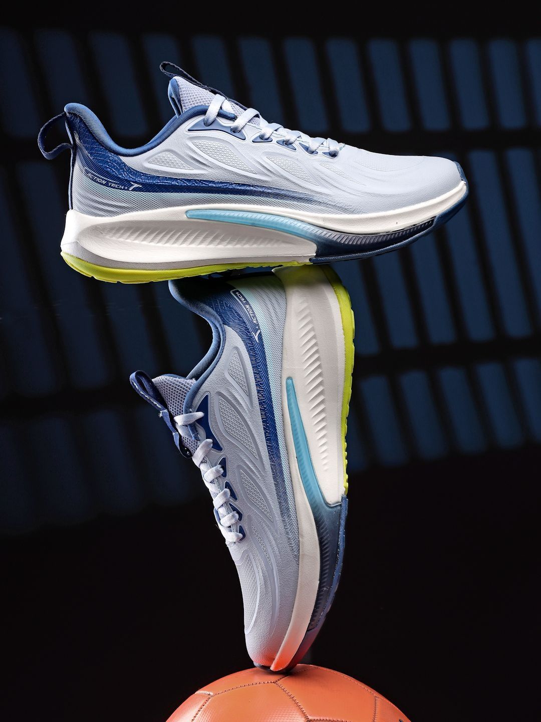 Action Men Mesh Running Shoes
