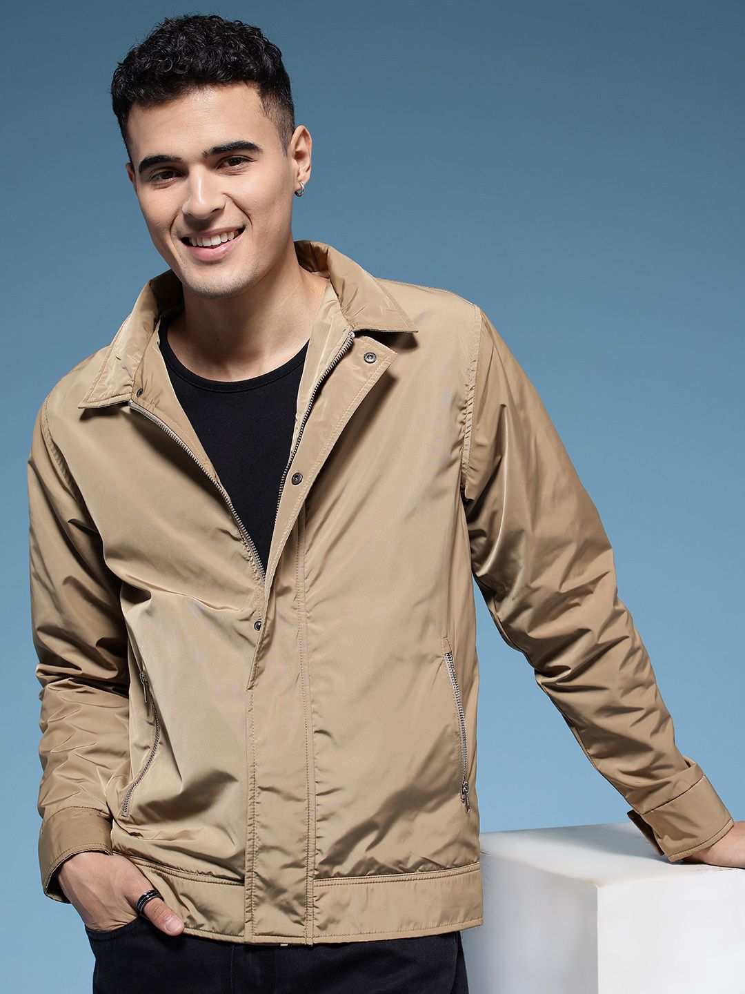 HERE&NOW Spread Collar Tailored Jacket