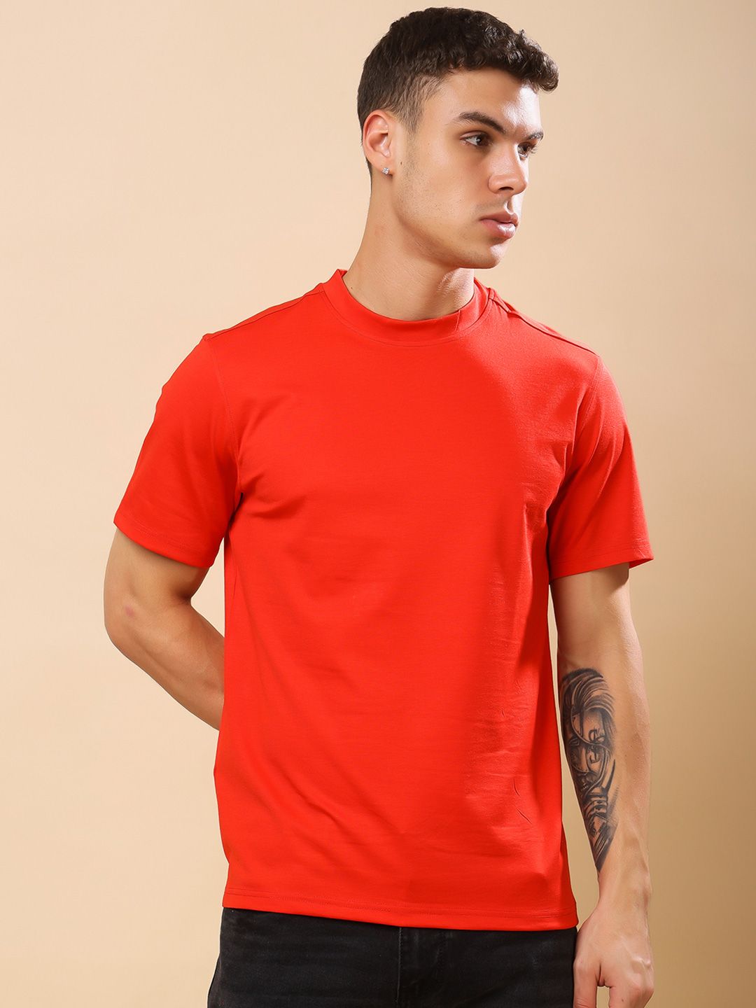 THEFITTHEORY Solid Breathable Rapid Dry Training T-shirt