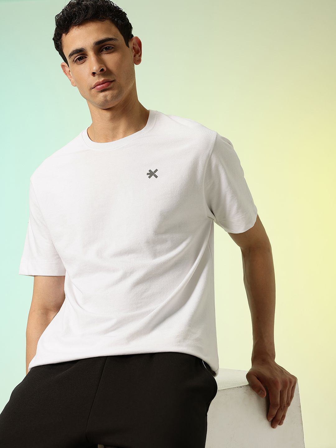 HRX by Hrithik Roshan Round Neck Knitted T-shirt