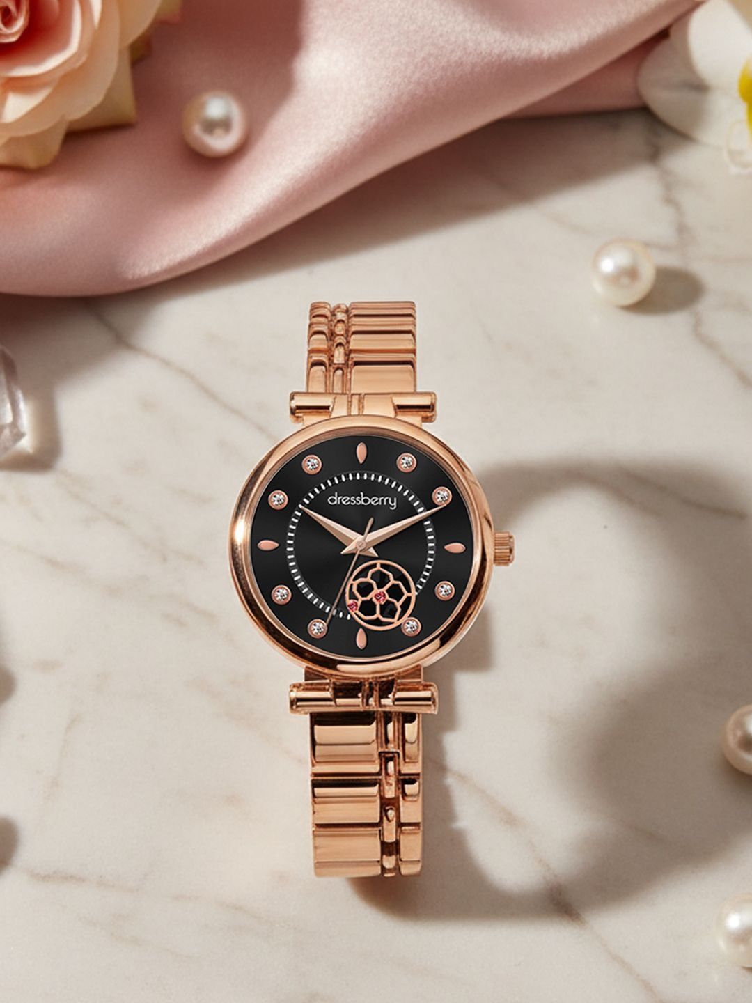 DressBerry Women Embellished Dial & Bracelet Style Straps Analogue Watch HOBDB-004-BK