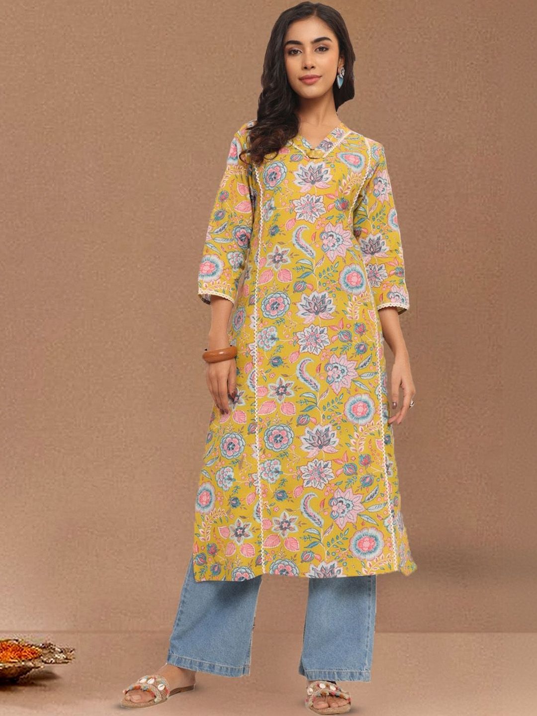 KALINI Women Floral Printed Floral Kurta