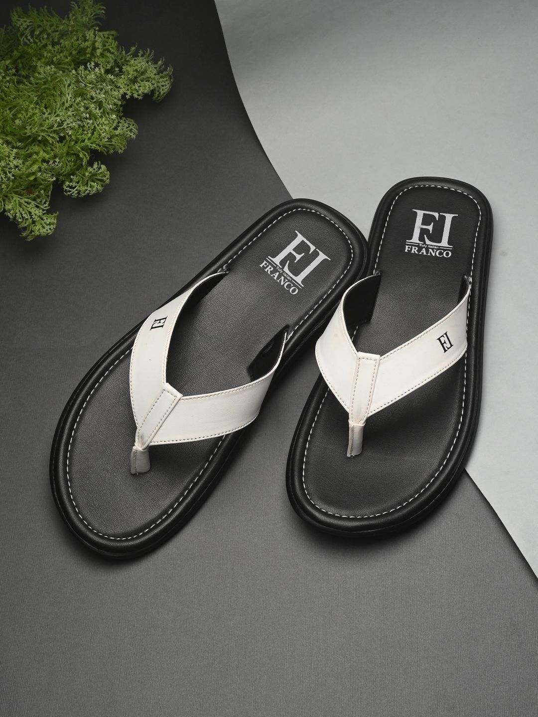 Franco Leone Men Thong Flip-Flops