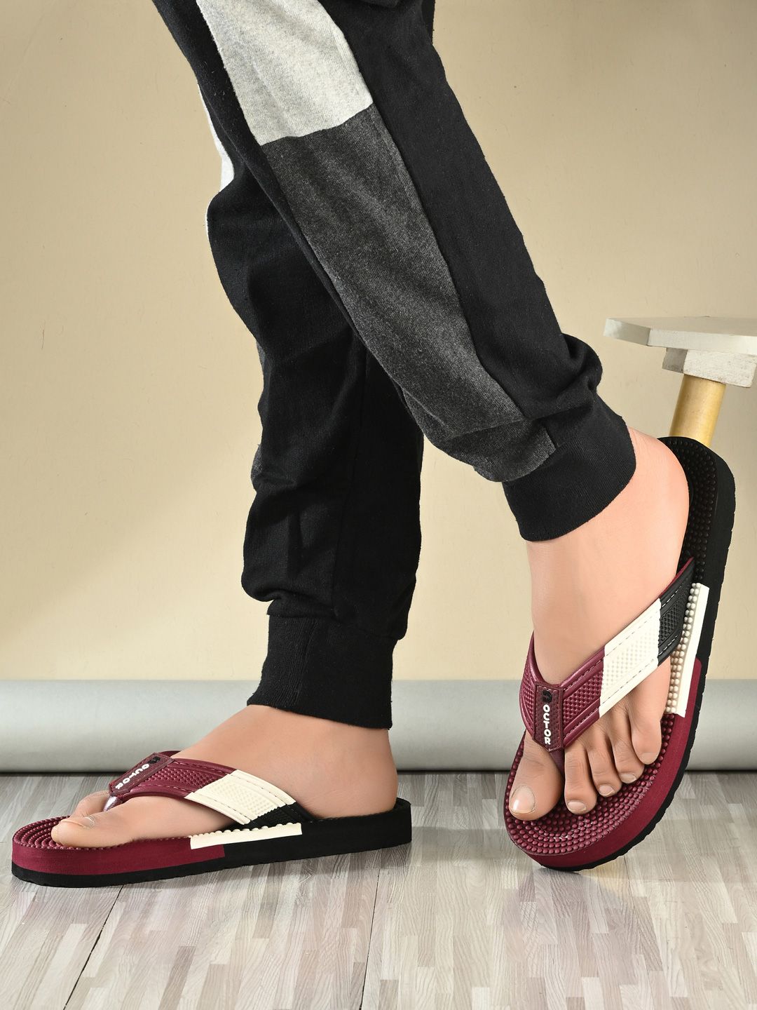 DOCTOR HEALTH SUPER SOFT Men Slip-On Thong Flip-Flops