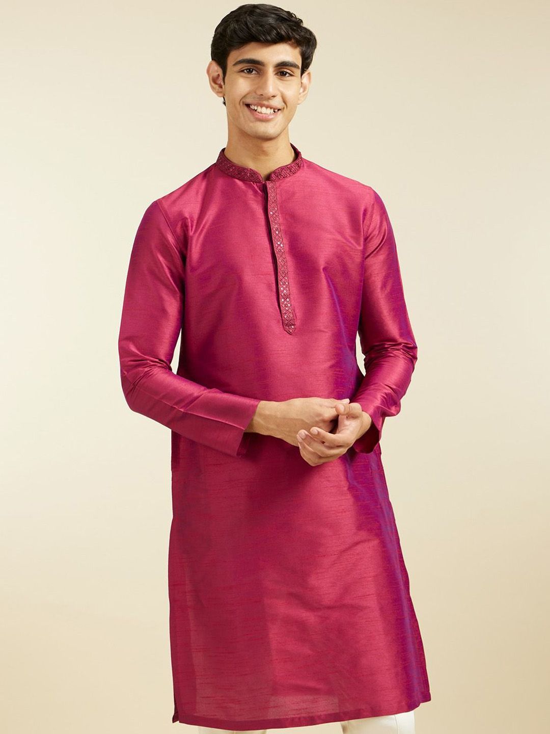 Diwas by Manyavar Mandarin Collar Thread Work Straight Kurta