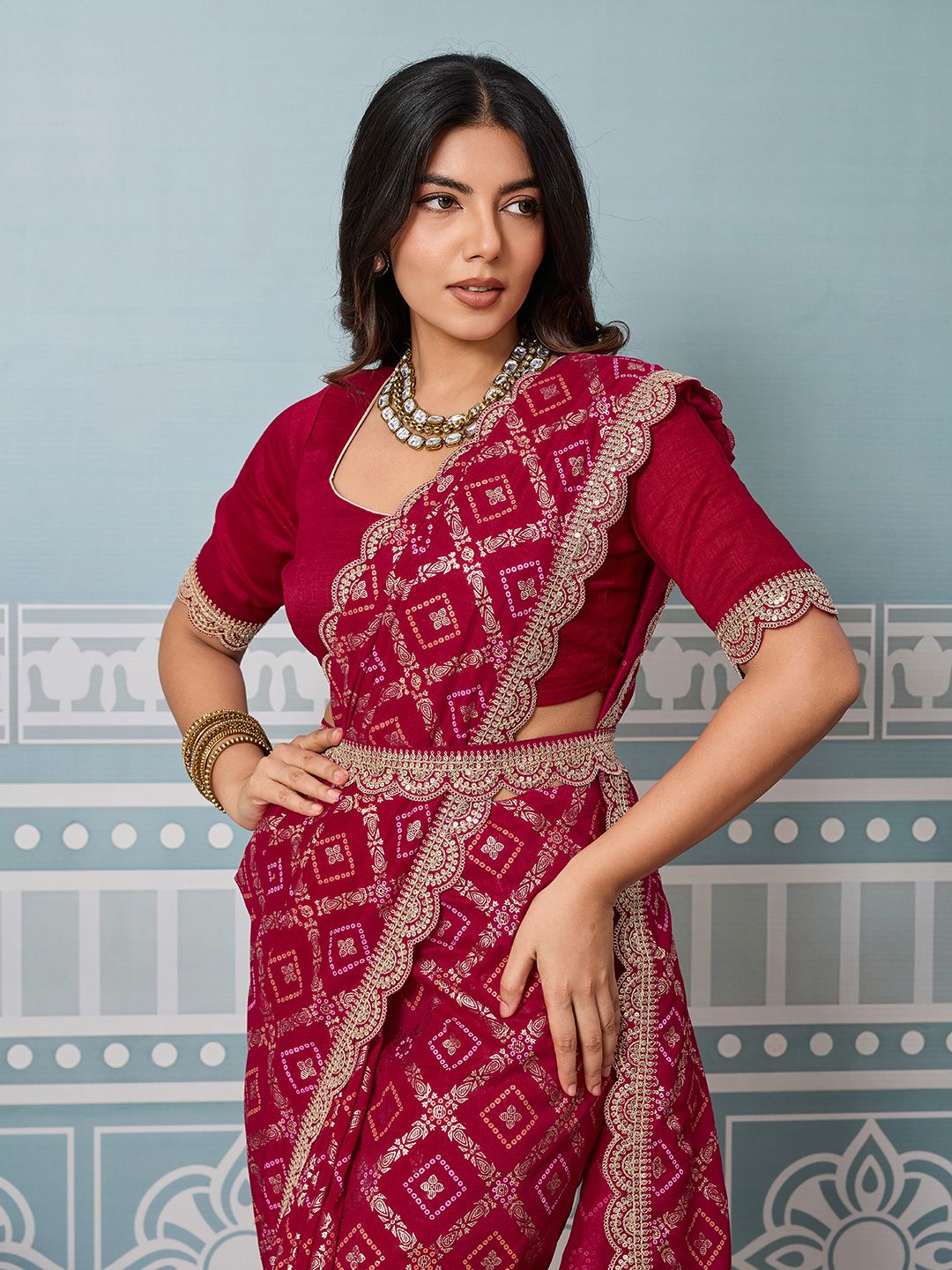 PBS PRINTS Bandhani Sequinned Silk Blend Bandhani Saree