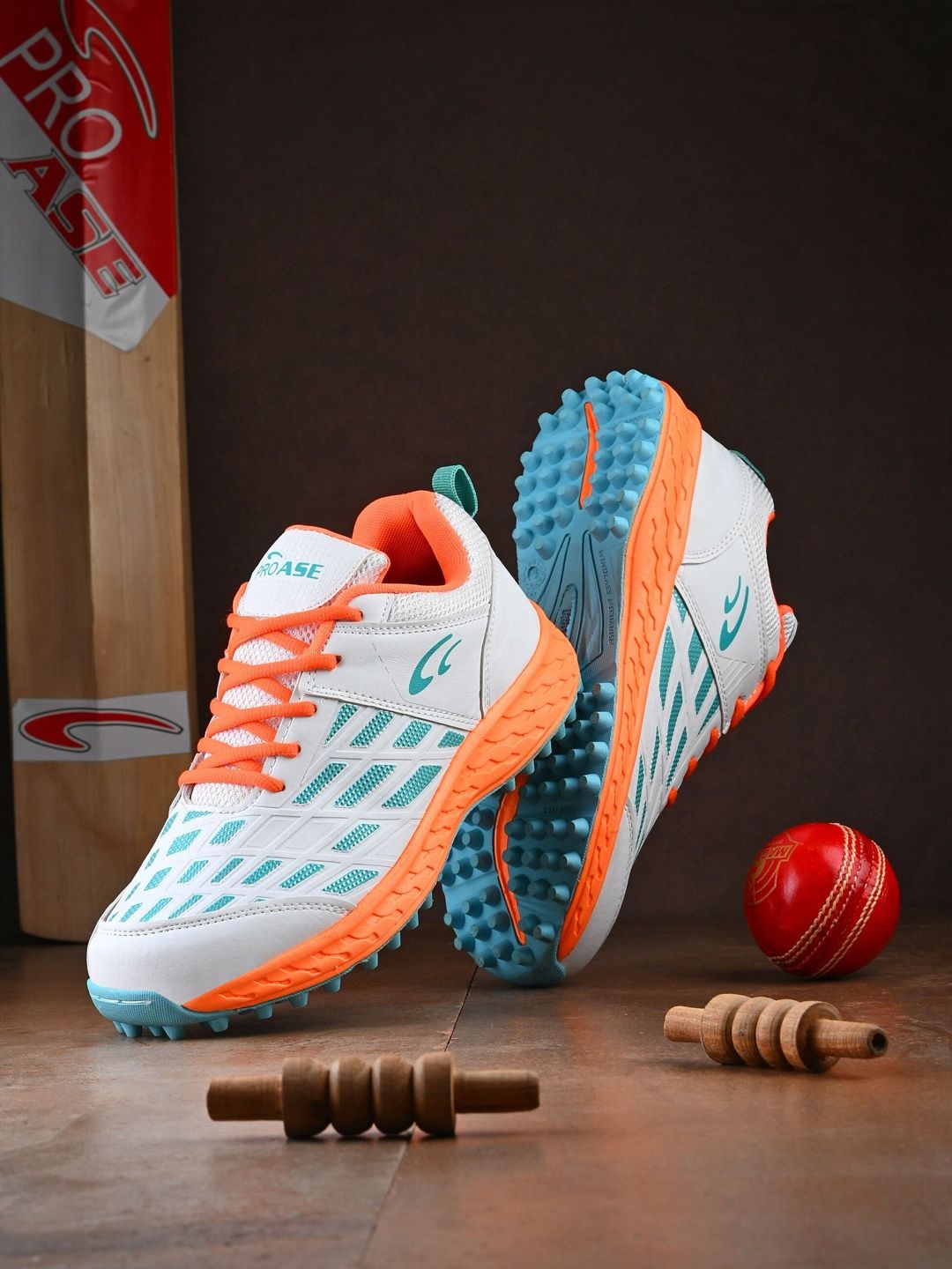PRO ASE PROFESSIONAL Men All-Rounder Cricket Shoes