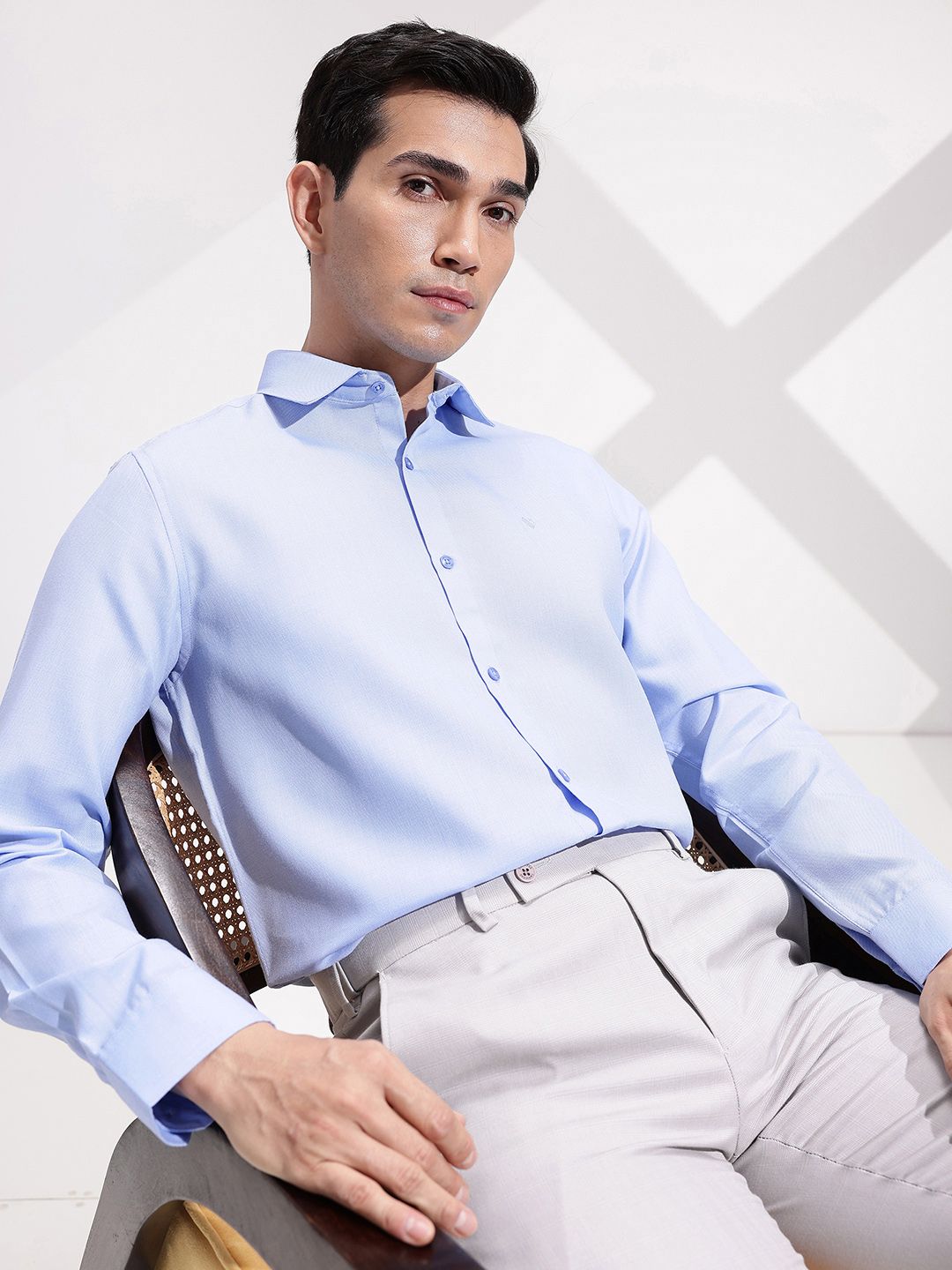 INVICTUS Urban Slim Fit Formal Shirt