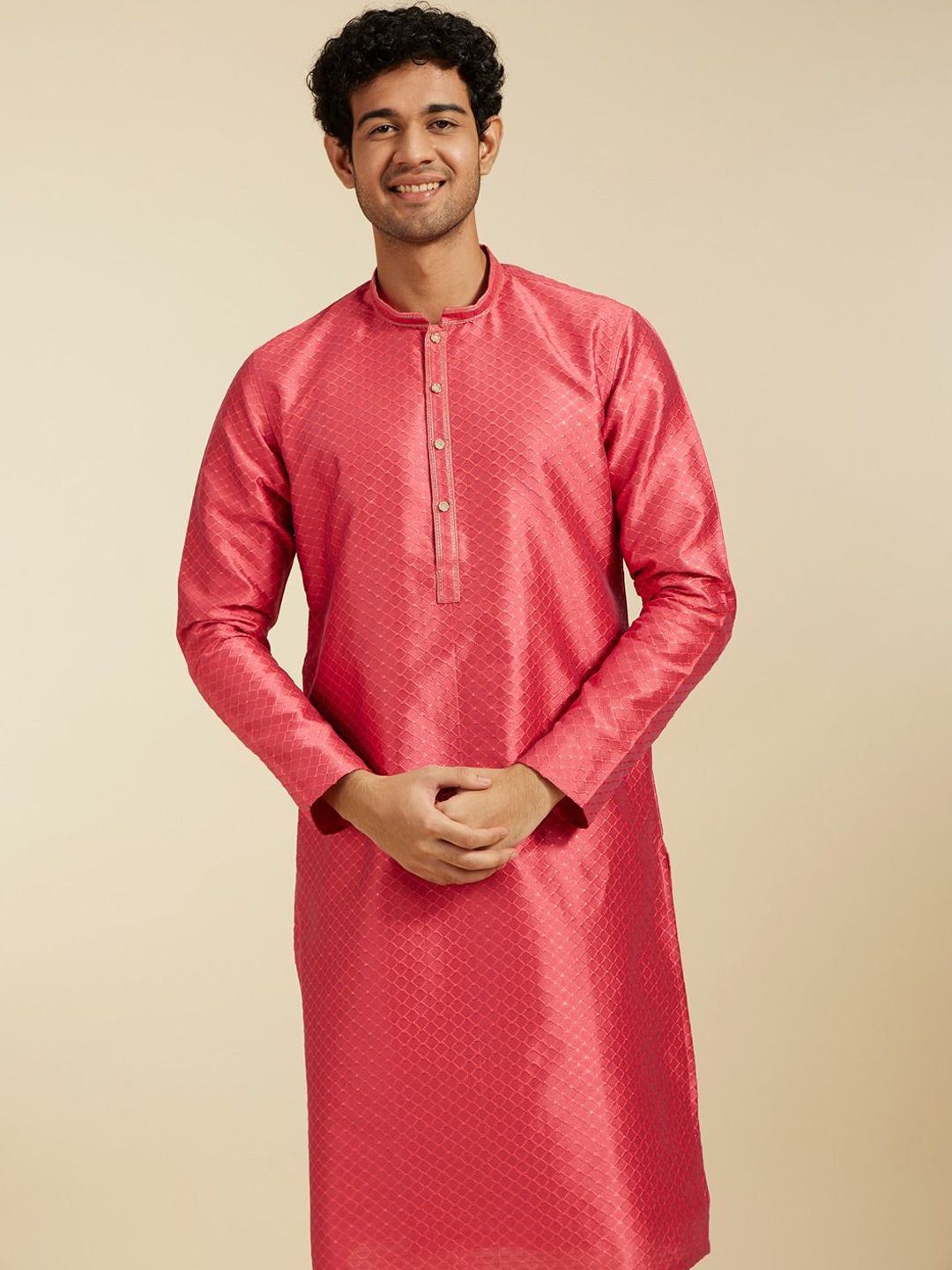 Diwas by Manyavar Geometric Embroidered Sequinned Mandarin Collar Straight Kurta
