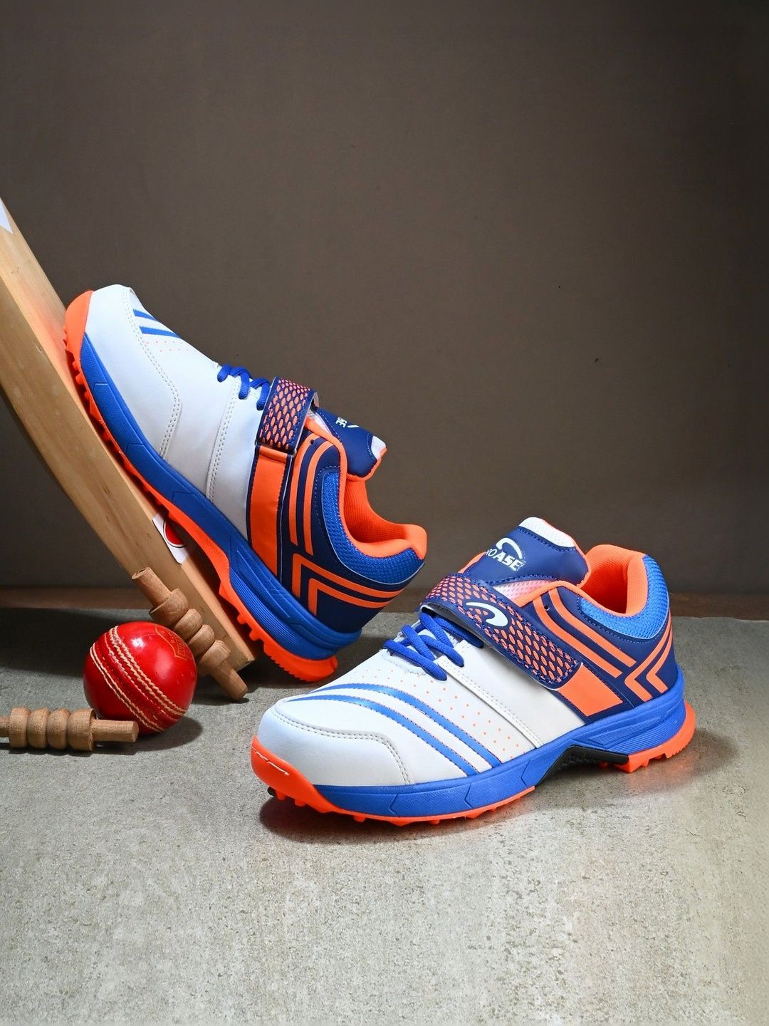 PRO ASE Men Lightweight All-Rounder Cricket Shoes