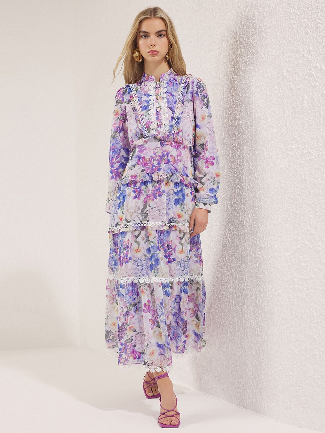 Trendyol Women Floral Print Ruffled A-Line Maxi Dress