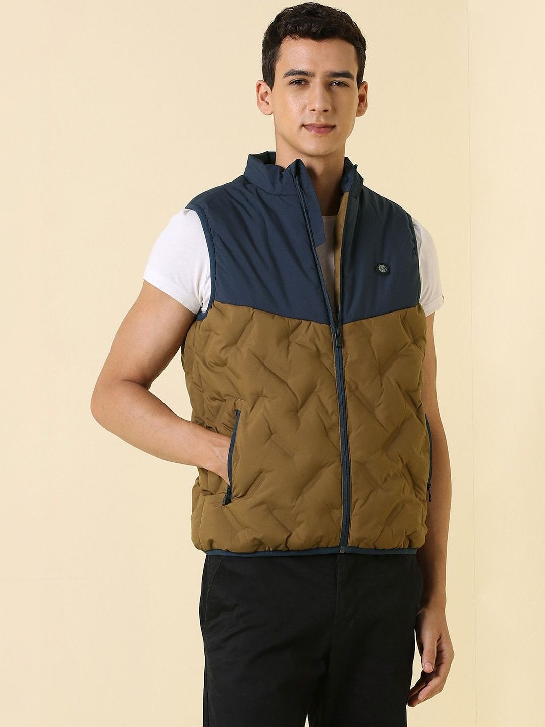 Allen Solly Men Colourblocked Lightweight Puffer Jacket