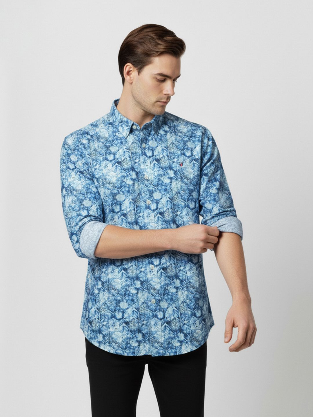 Louis Philippe Sport Louis Philippe Sport Slim Fit Abstract Printed Casual Shirt