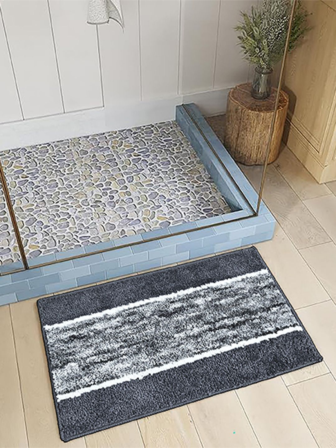 Homzz Grey & White Microfiber Non Slip Doormat
