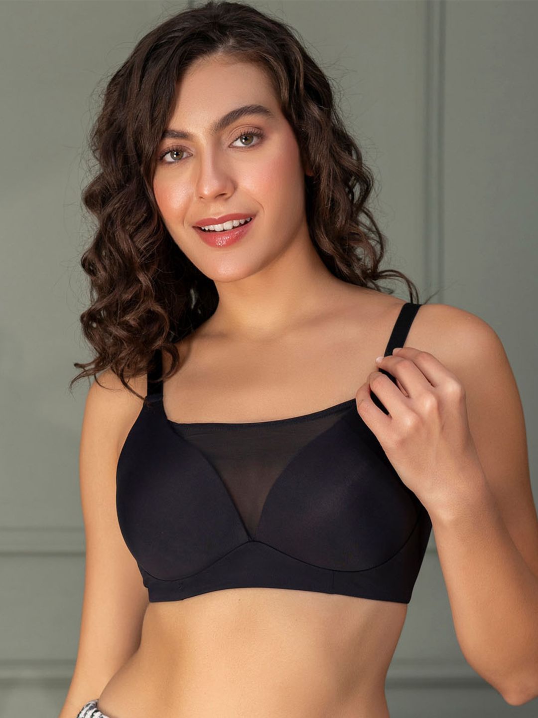 Chelvet Women Full Coverage Lightly Padded Bra  Seamless & Non-Wired