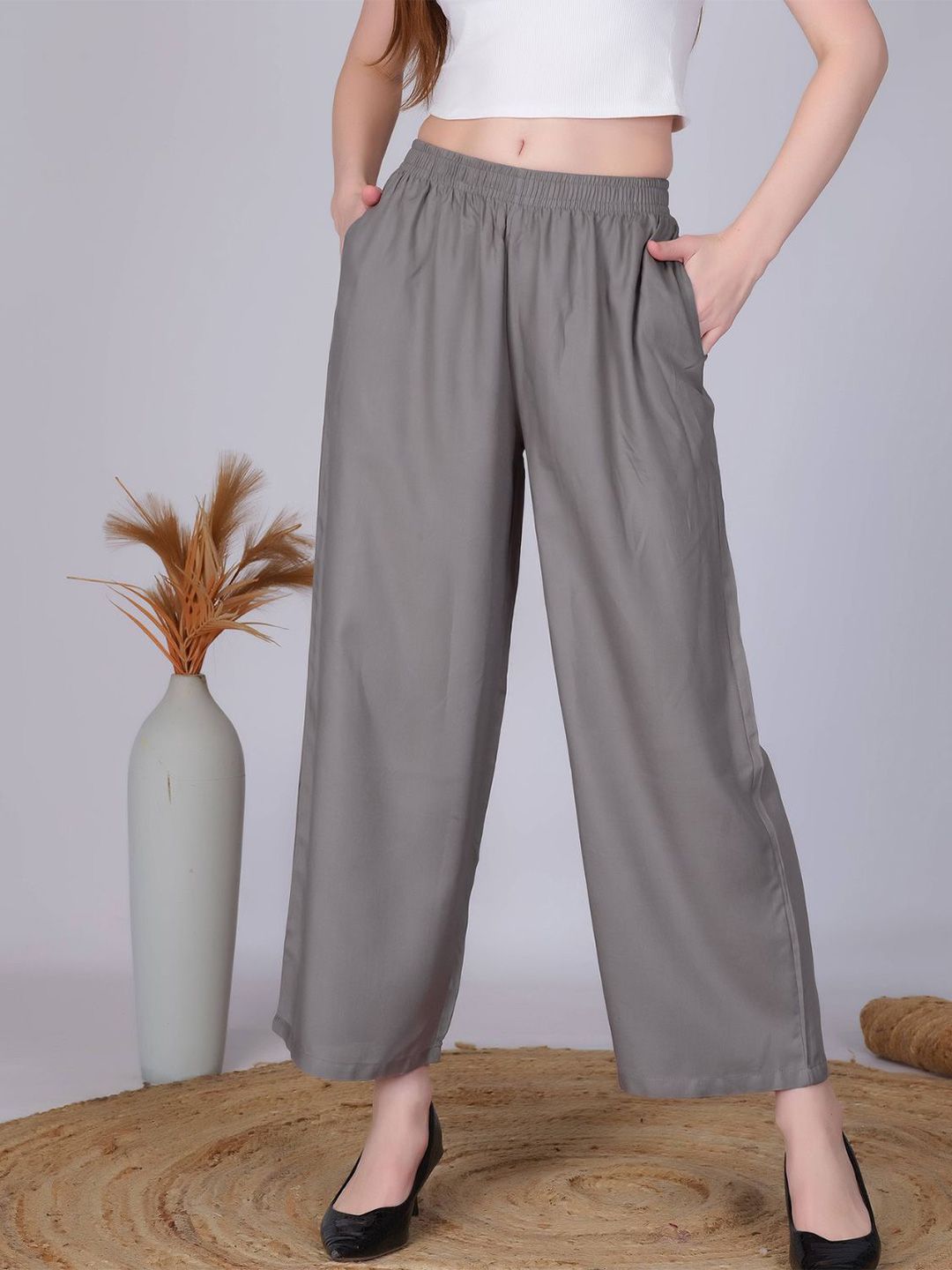 Vivika Women Straight Fit Palazzos