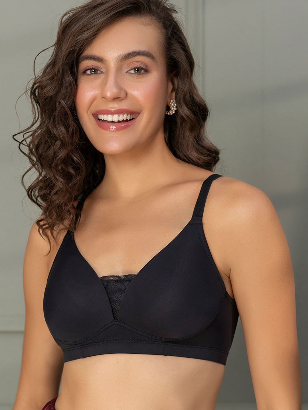 Chelvet  Chic Lightly Padded T-Shirt Bra-Seamless & Non Wired