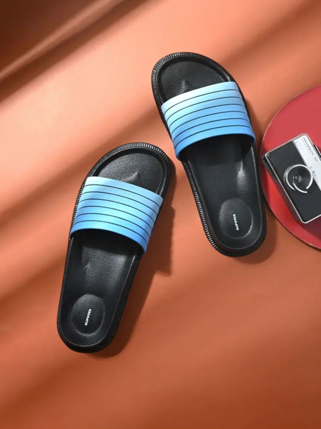 Slipover Men Colourblocked Sliders