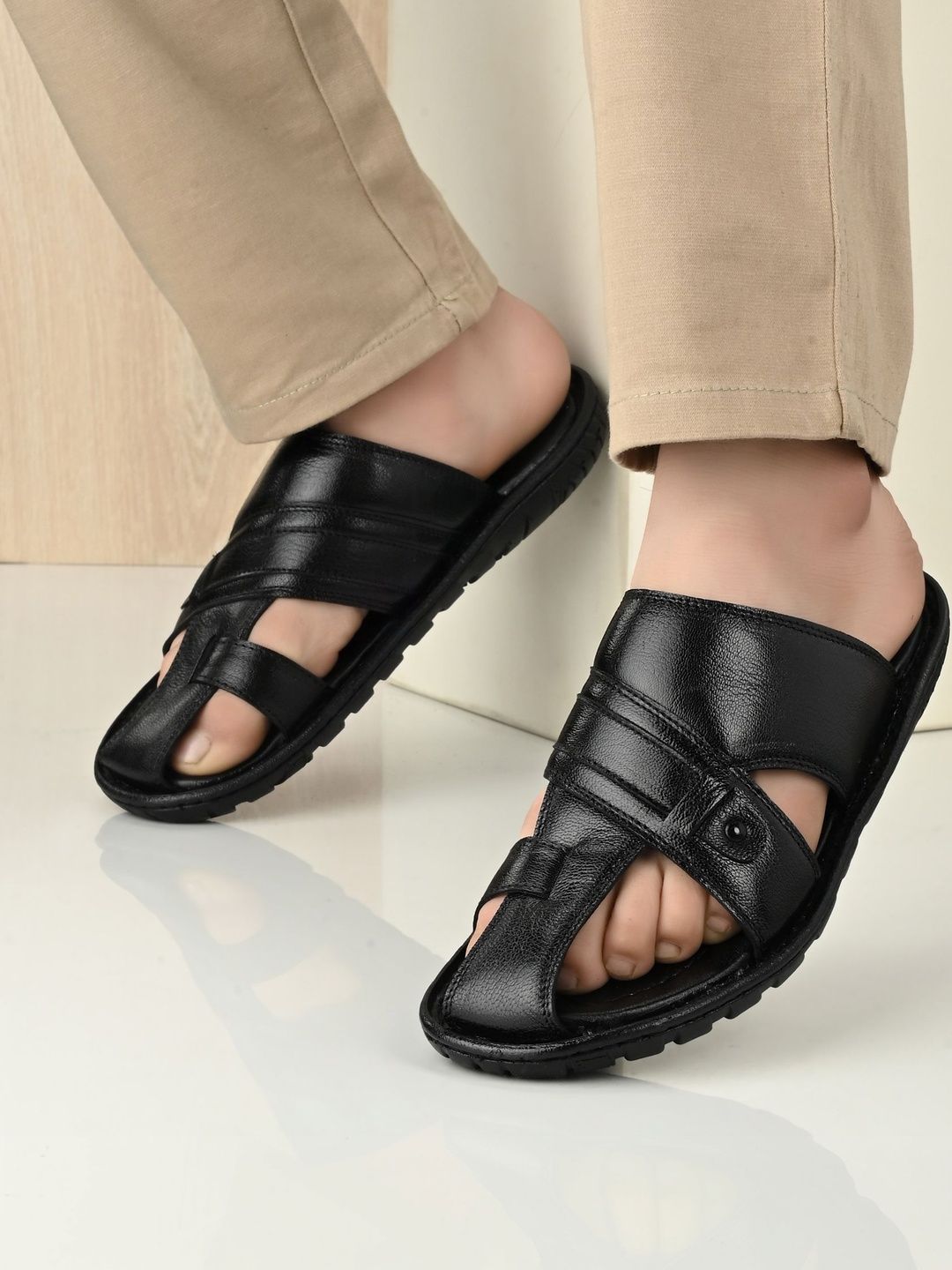 Burwood Men's Leather Slippers