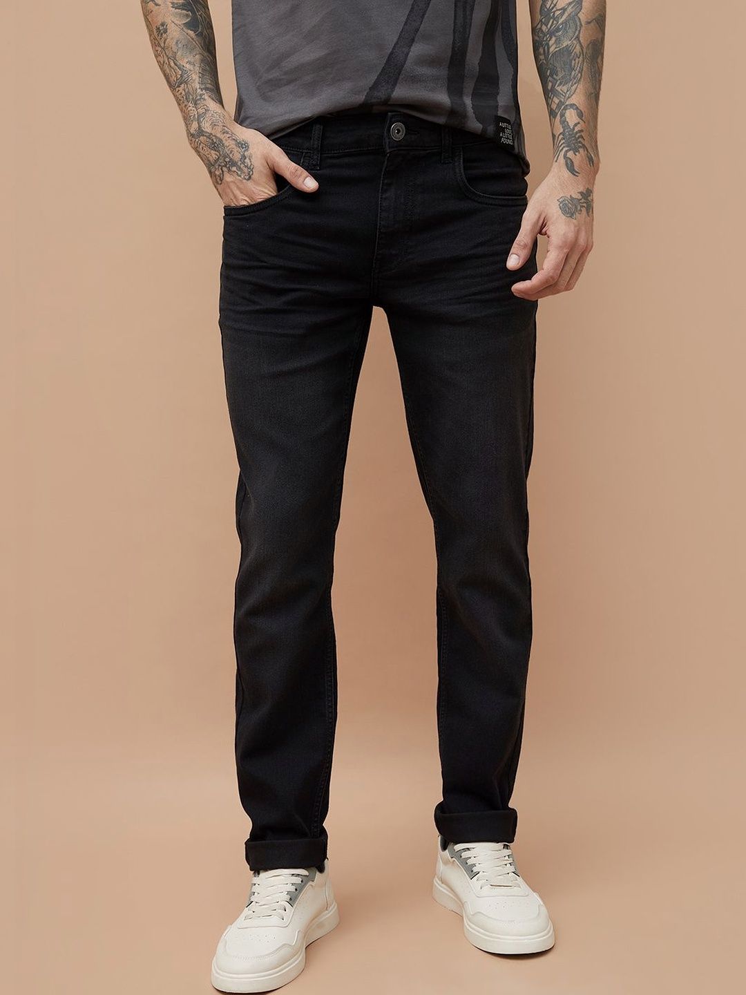 Forca by Lifestyle Men Tapered Fit Mid-Rise Light Fade Jeans