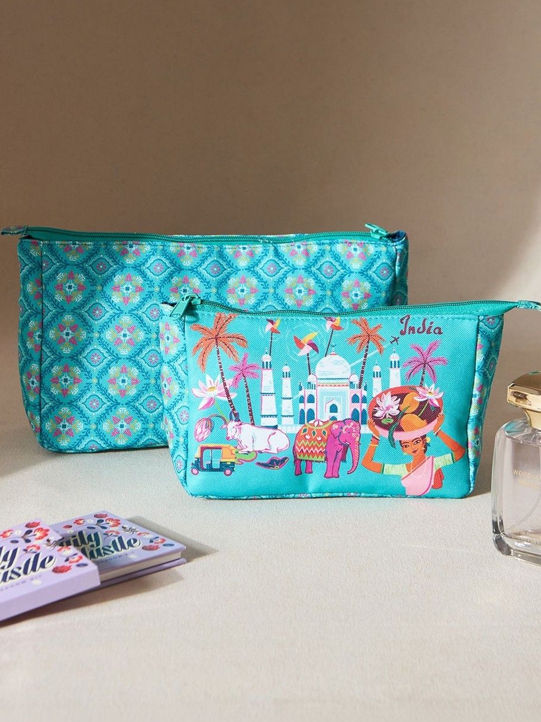 Chumbak Unisex Accessory Gift Set of