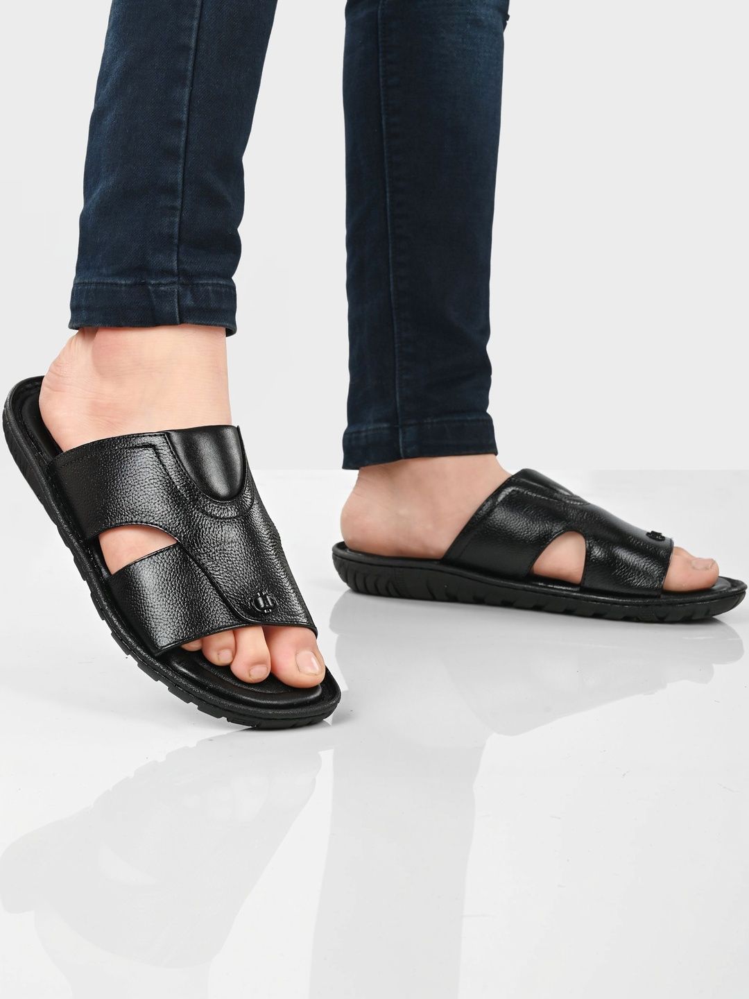 Burwood Men's Leather Slippers