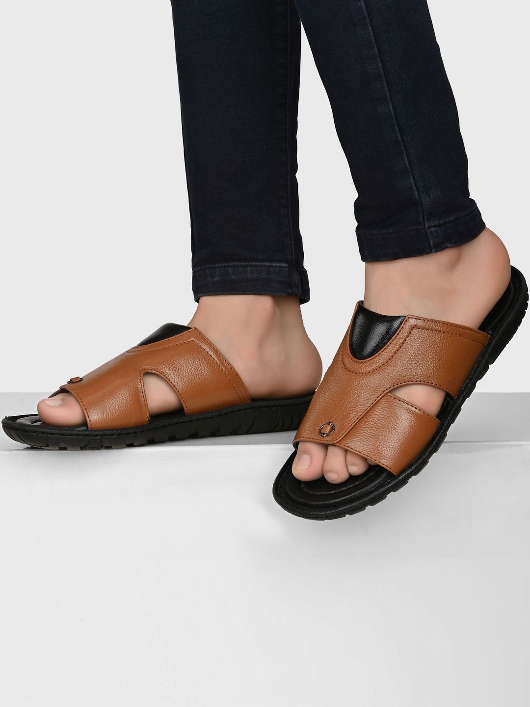 Burwood Men's Leather Slippers