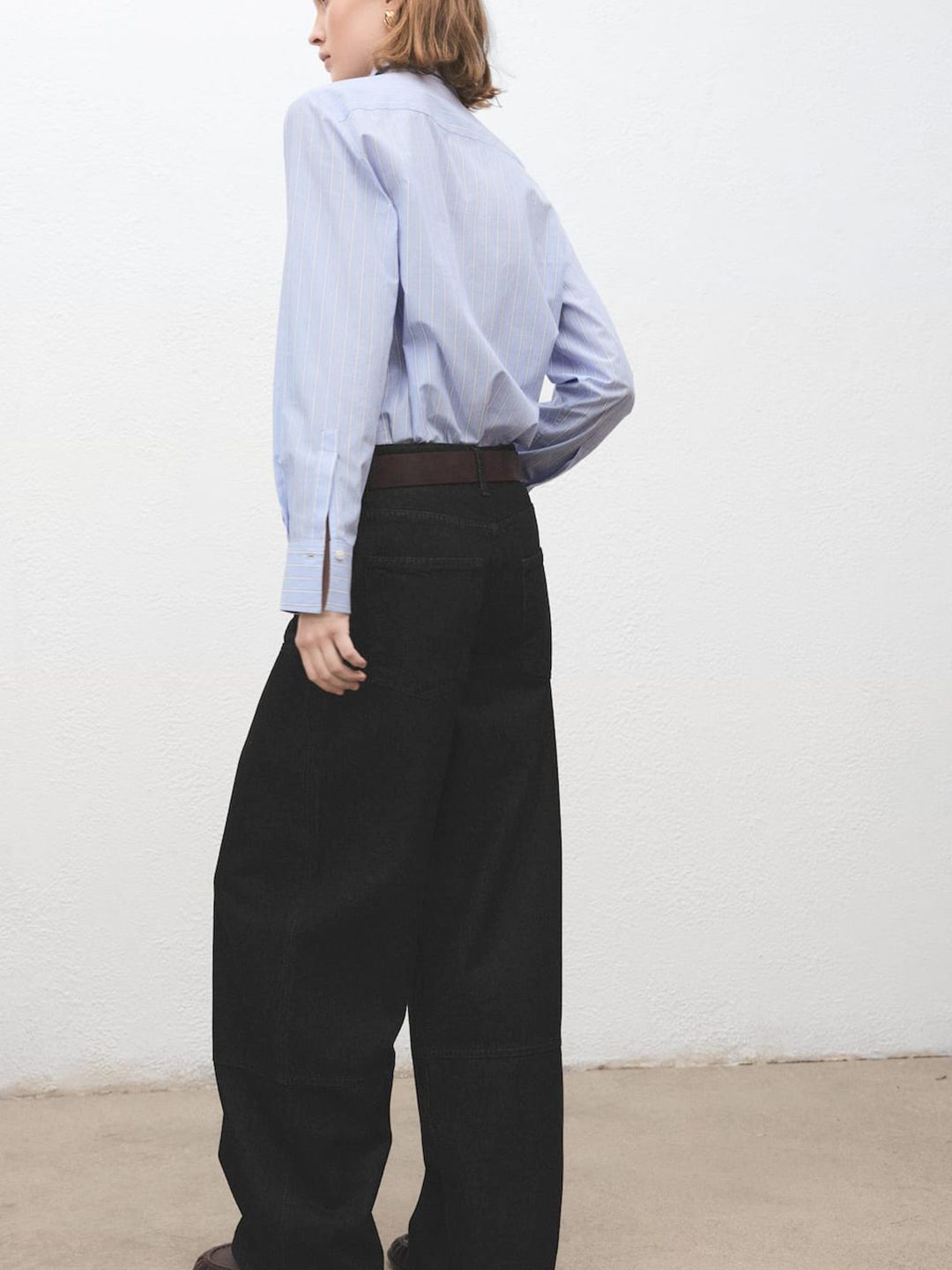 Baggy Fit Mid-Rise Jeans