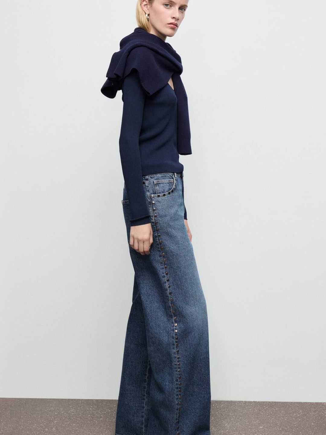 Bootcut Mid-Rise Light Fade Embellished Jeans