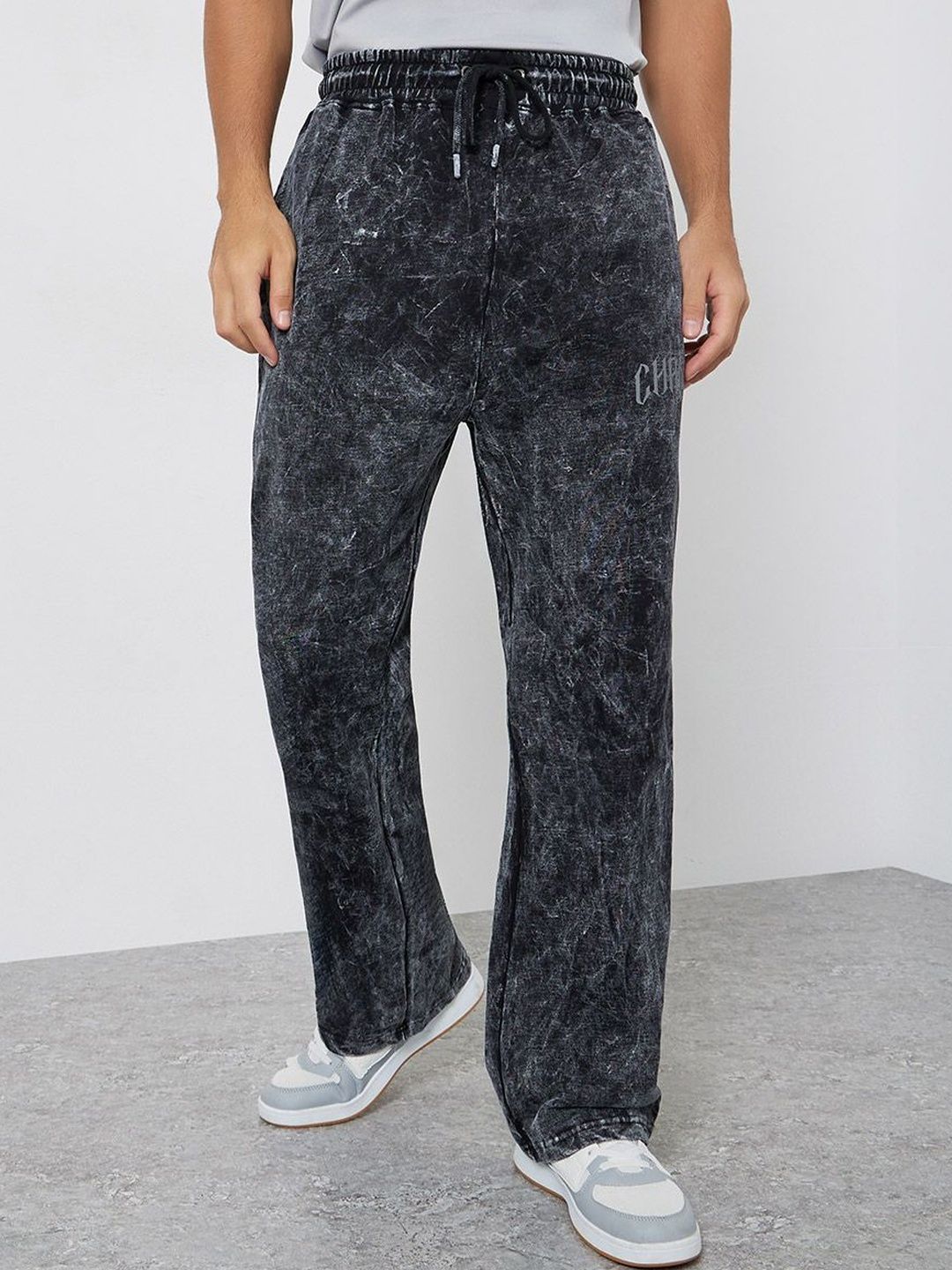 Styli Men Self Design Relaxed Fit Mid-Rise Joggers