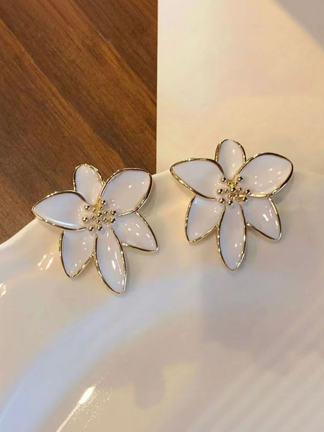 Buy FIMBUL Floral Studs Earrings - Earrings for Women 38163835